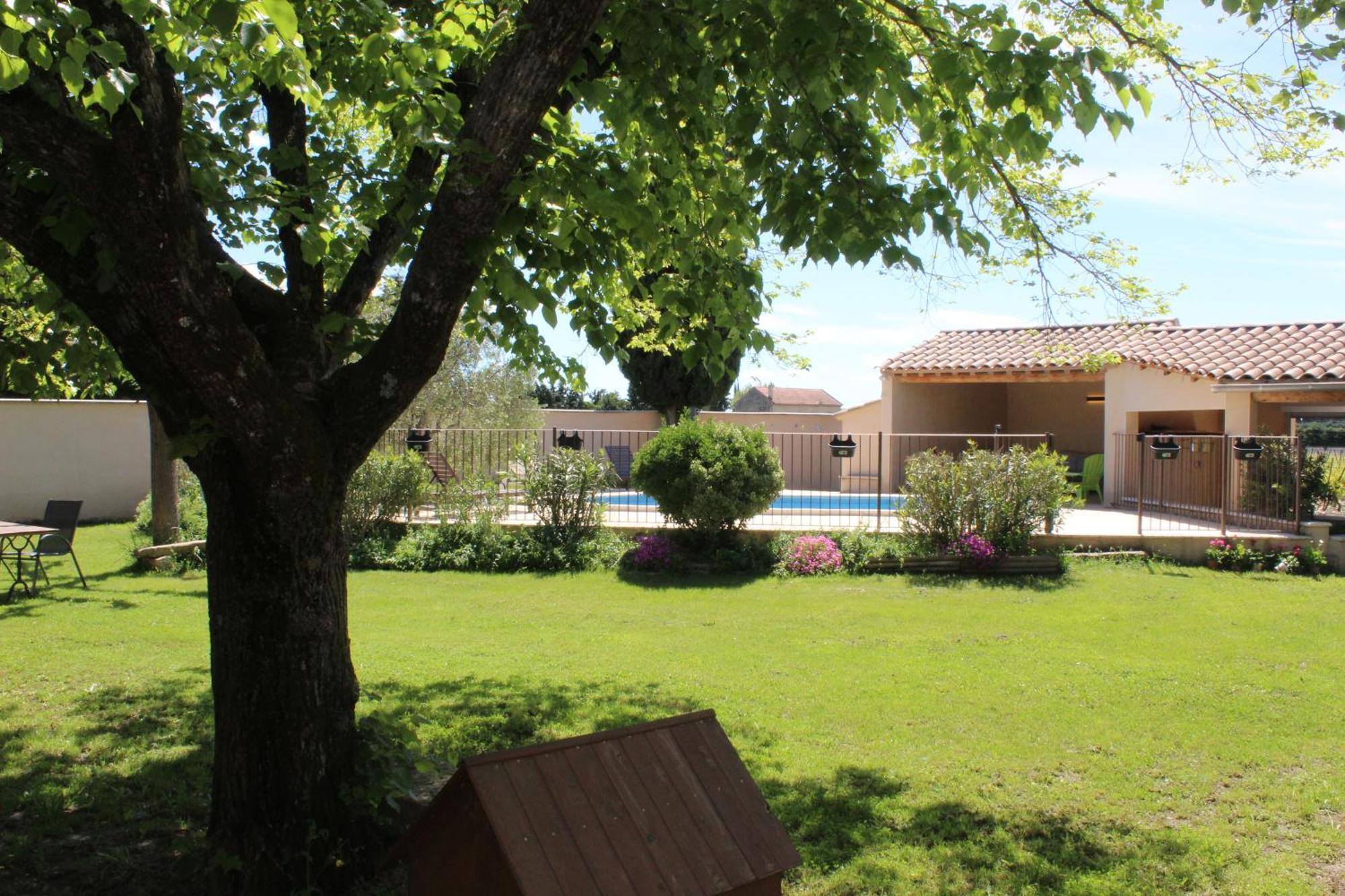 Mas La Gentille ,,, A La Campagne , Beautiful Outdoor , Swimming Pool , Pool House , Nice Green Garden , Bbq ,,, Only For You , Pour Passer Un Sejour Inoubliable 佩尔纳勒丰泰纳 外观 照片